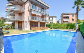 Nice apartment in Bardolino with Outdoor swimming pool and 1 Bedrooms